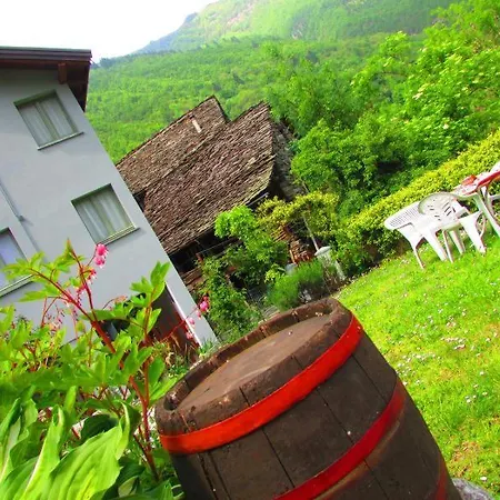 Appartamento Casa Pizzo Camino